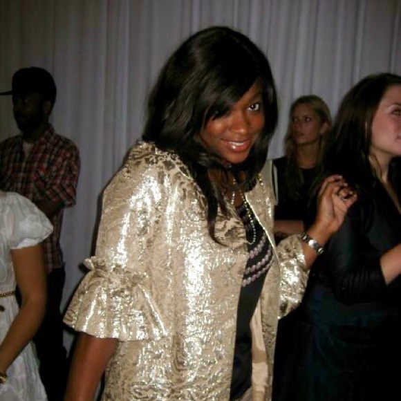 Meet your Posher, Meisha - Picture 5 of 5